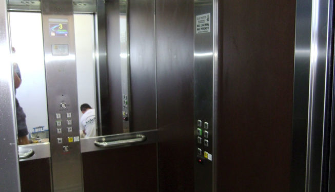 commercial-lifts-02-653x375